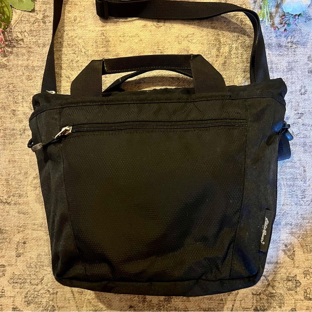 Eddie Bauer Sturdy Ripstop Crossbody Handbag Black - Picture 7 of 16